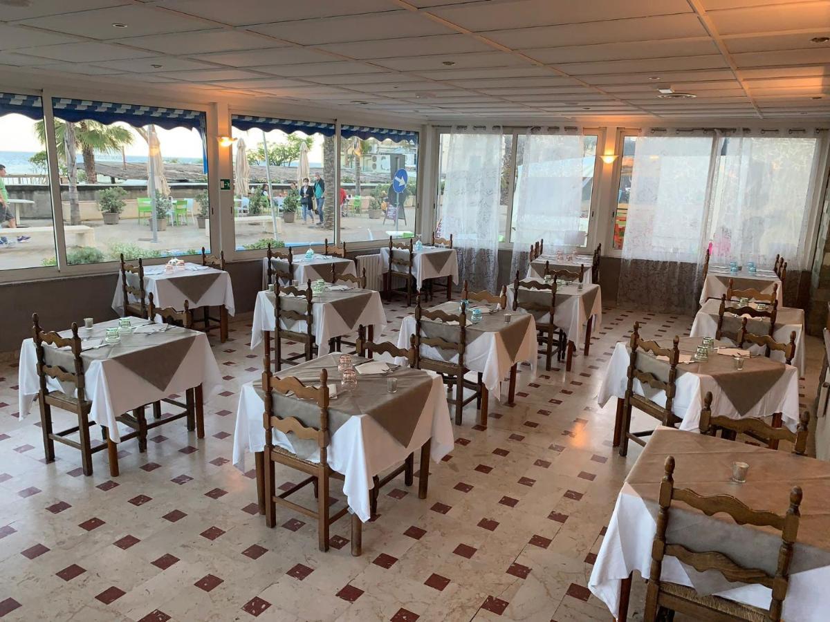 Hotel Svizzera Arma di Taggia Ngoại thất bức ảnh