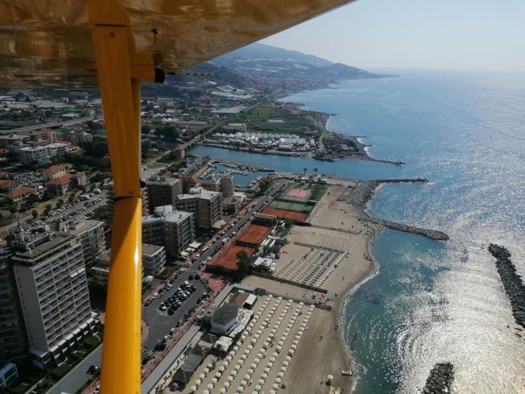 Hotel Svizzera Arma di Taggia Ngoại thất bức ảnh