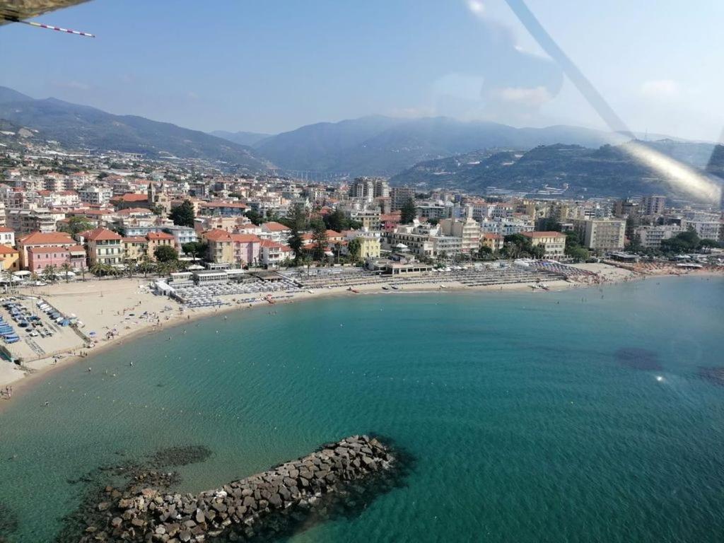 Hotel Svizzera Arma di Taggia Ngoại thất bức ảnh