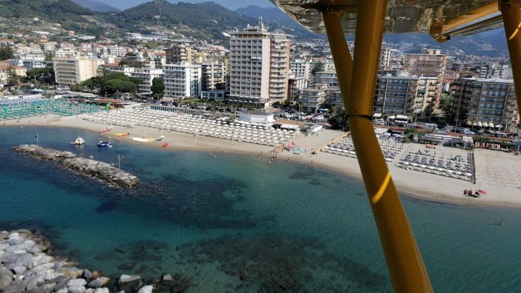 Hotel Svizzera Arma di Taggia Ngoại thất bức ảnh